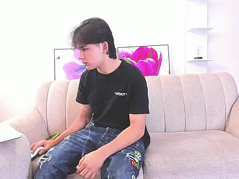 monky 0002 online show from 4, 4, 2026