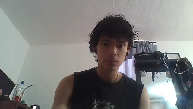 Snapshot of Moonandzukko chatting on 9, 8, 2026 Moonandzukko online show from 9, 8, 2026
