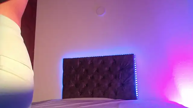 sweetsea  online show from 17, 4, 2026