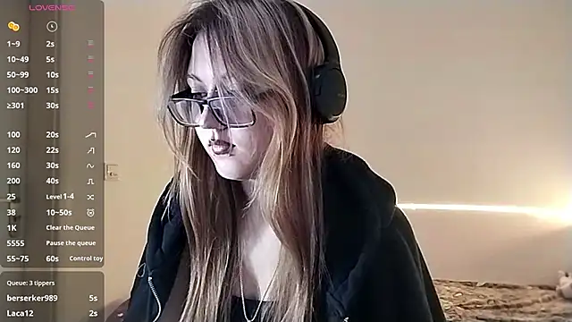 CucKuhta online show from 9, 4, 2026