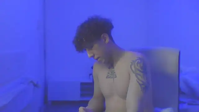 Snapshot of TitanNoir chatting on 2, 3, 2026 TitanNoir online show from 2, 3, 2026