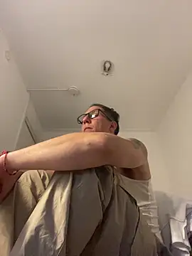 TitanNoir online show from 3, 6, 2026