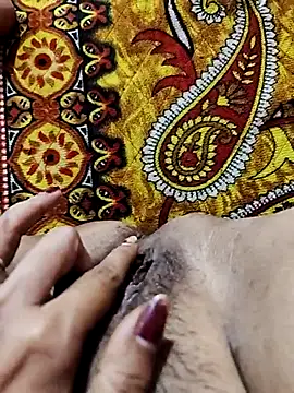 Couple hot999 online show from 13, 3, 2026