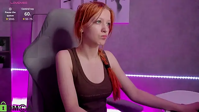 Emma Dusk online show from 15, 5, 2026