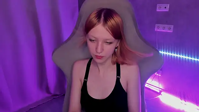 Emma Dusk online show from 6, 7, 2026