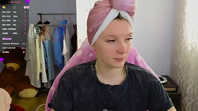 Mary Blu online show from 7, 4, 2026