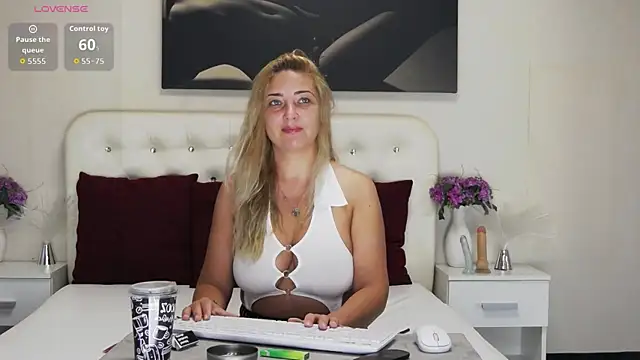 MellanieBliss online show from 31, 7, 2026