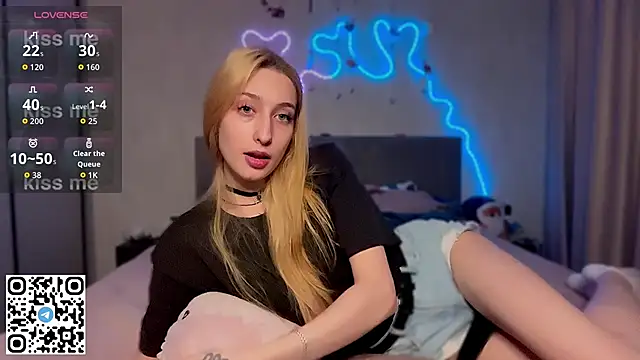 Emma Willson online show from 1, 7, 2026