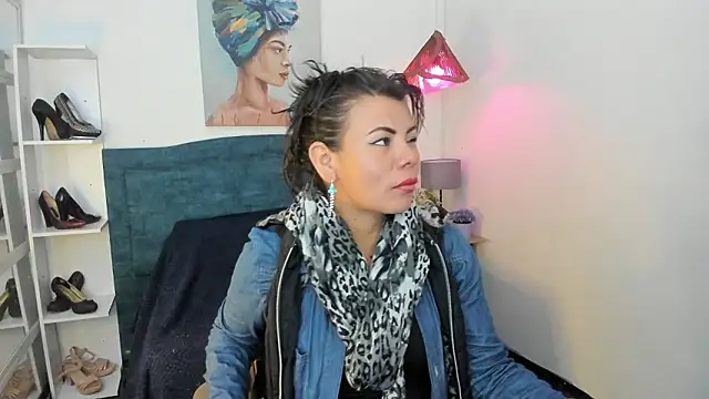 KiaraXMilf online show from 23, 3, 2026