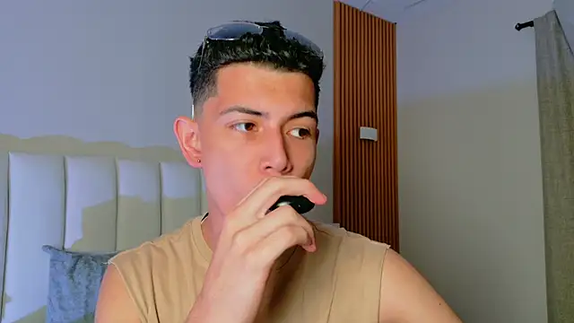 nicocrown online show from 28, 3, 2026