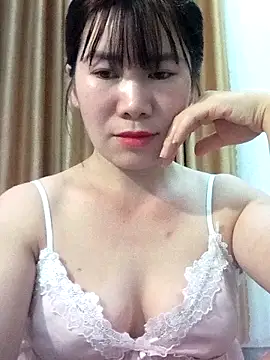 Snapshot of Bondgirl_9 chatting on 13, 5, 2026 Bondgirl 9 online show from 13, 5, 2026