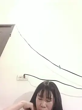 Bondgirl 9 online show from 3, 8, 2026