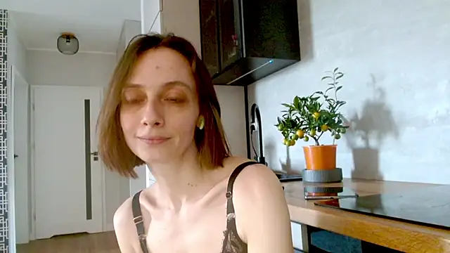 misssweet online show from 11, 5, 2026