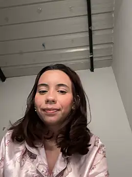 Snapshot of Nicole_Cute04 chatting on 23, 4, 2026 Nicole Cute04 online show from 23, 4, 2026