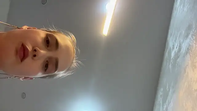 Angela Rosssee online show from 11, 3, 2026