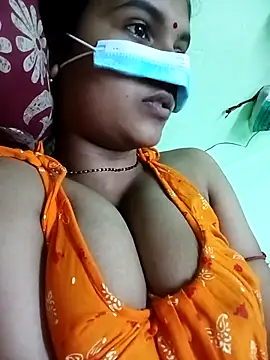 Sexy Sonniyaa online show from 2, 4, 2026
