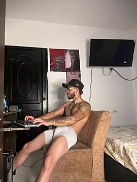 Kenny romano online show from 13, 4, 2026