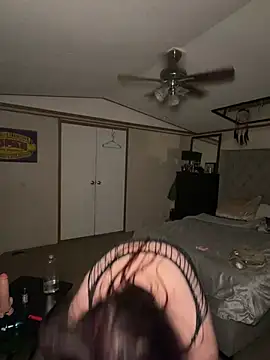 Snapshot of southernbelle4u chatting on 8, 4, 2026 southernbelle4u online show from 8, 4, 2026