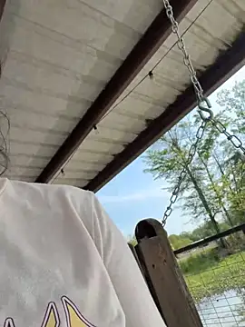 Snapshot of southernbelle4u chatting on 11, 4, 2026 southernbelle4u online show from 11, 4, 2026