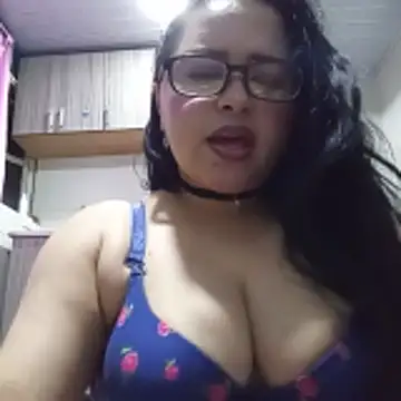 Snapshot of violetapeeveet chatting on 27, 4, 2026 violetapeeveet online show from 27, 4, 2026