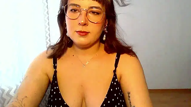 ClaraHard online show from 18, 7, 2026