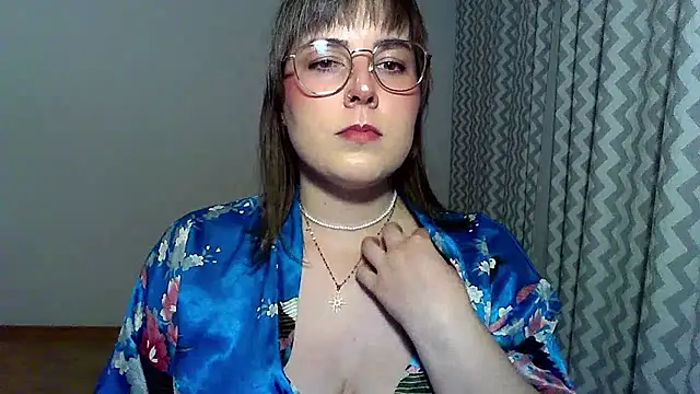 ClaraHard online show from 22, 7, 2026
