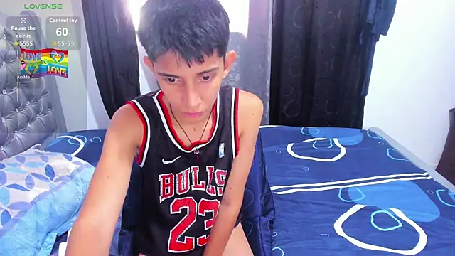 gomitaboy1 online show from 18, 3, 2026