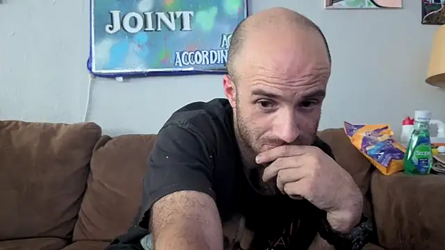 Snapshot of CirclingClass chatting on 21, 10, 2025 CirclingClass online show from 21, 10, 2025