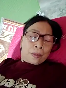 Snapshot of Sky-rain98 chatting on 13, 5, 2026 Sky-rain98 online show from 13, 5, 2026