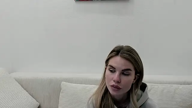 MollyCem online show from 26, 3, 2026