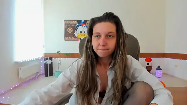 Ellina Star online show from 9, 5, 2026