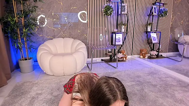 Velvet Spell online show from 26, 3, 2026