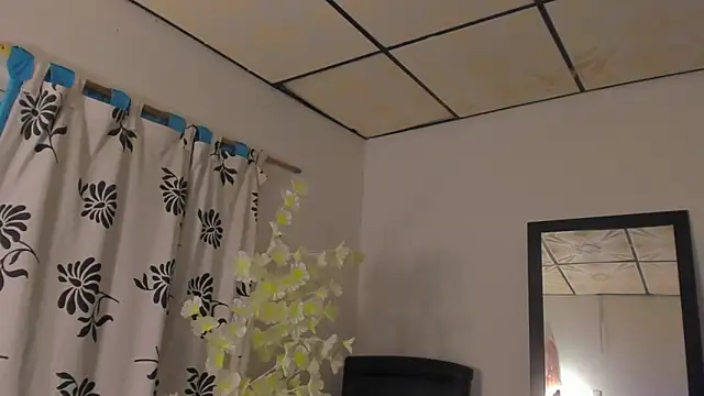 Sacha Rosse online show from 29, 3, 2026