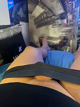 MatthewEmme2121 online show from 18, 3, 2026