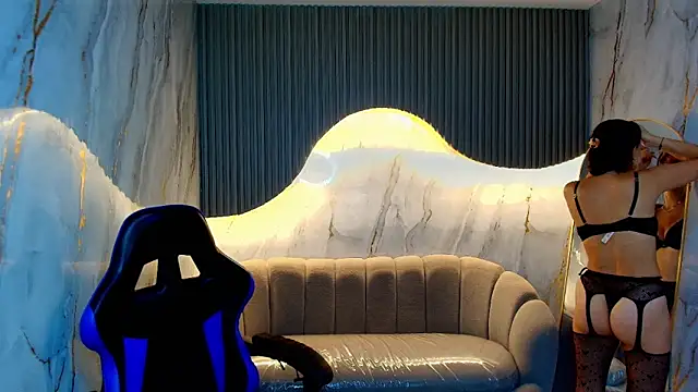 candy sky r online show from 28, 3, 2026