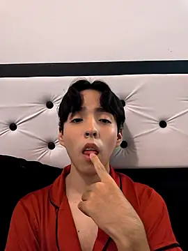 Lucca  555 online show from 25, 3, 2026