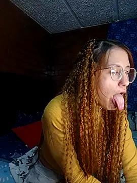 susanhottie1 online show from 14, 4, 2026