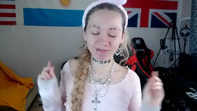 Nica Kawaii online show from 16, 3, 2026