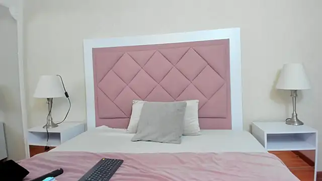CynthiaMore online show from 21, 5, 2026