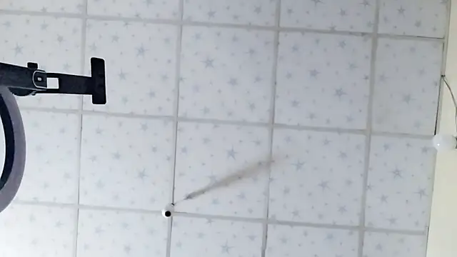 Xinh iu18 online show from 6, 3, 2026