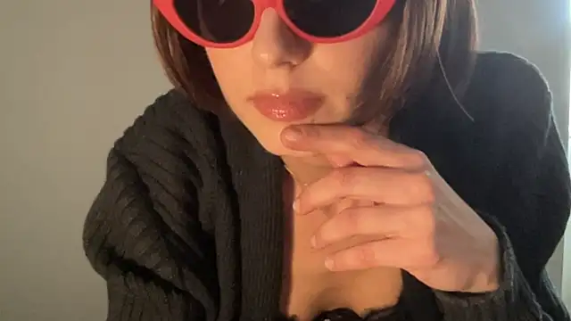 SlowVenomXX online show from 5, 3, 2026