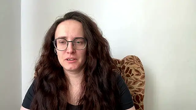 SofiaTease online show from 3, 4, 2026