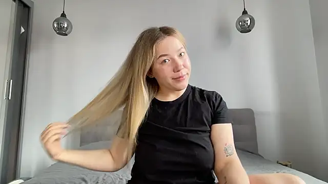 alyrasun online show from 22, 7, 2026