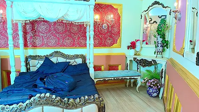 Sienna Dark online show from 19, 5, 2026