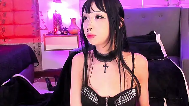 Snapshot of Vickmoon chatting on 23, 5, 2026 Vickmoon online show from 23, 5, 2026
