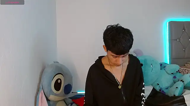 Sebas fire4 online show from 19, 4, 2026