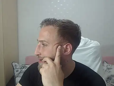 BlondEagleMuscle online show from 11, 5, 2026
