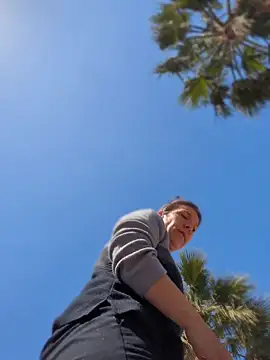 ManuelaX online show from 28, 3, 2026