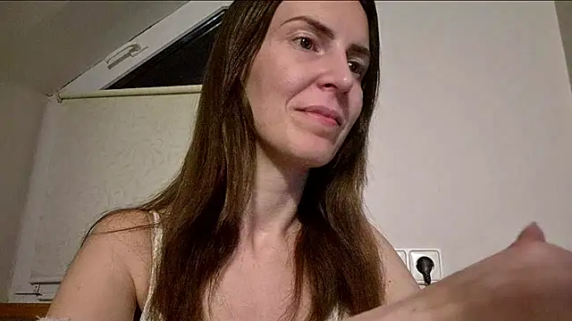 Snapshot of AnnaTight chatting on 4, 5, 2026 AnnaTight online show from 4, 5, 2026