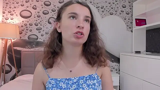 JosephineRows online show from 28, 6, 2026